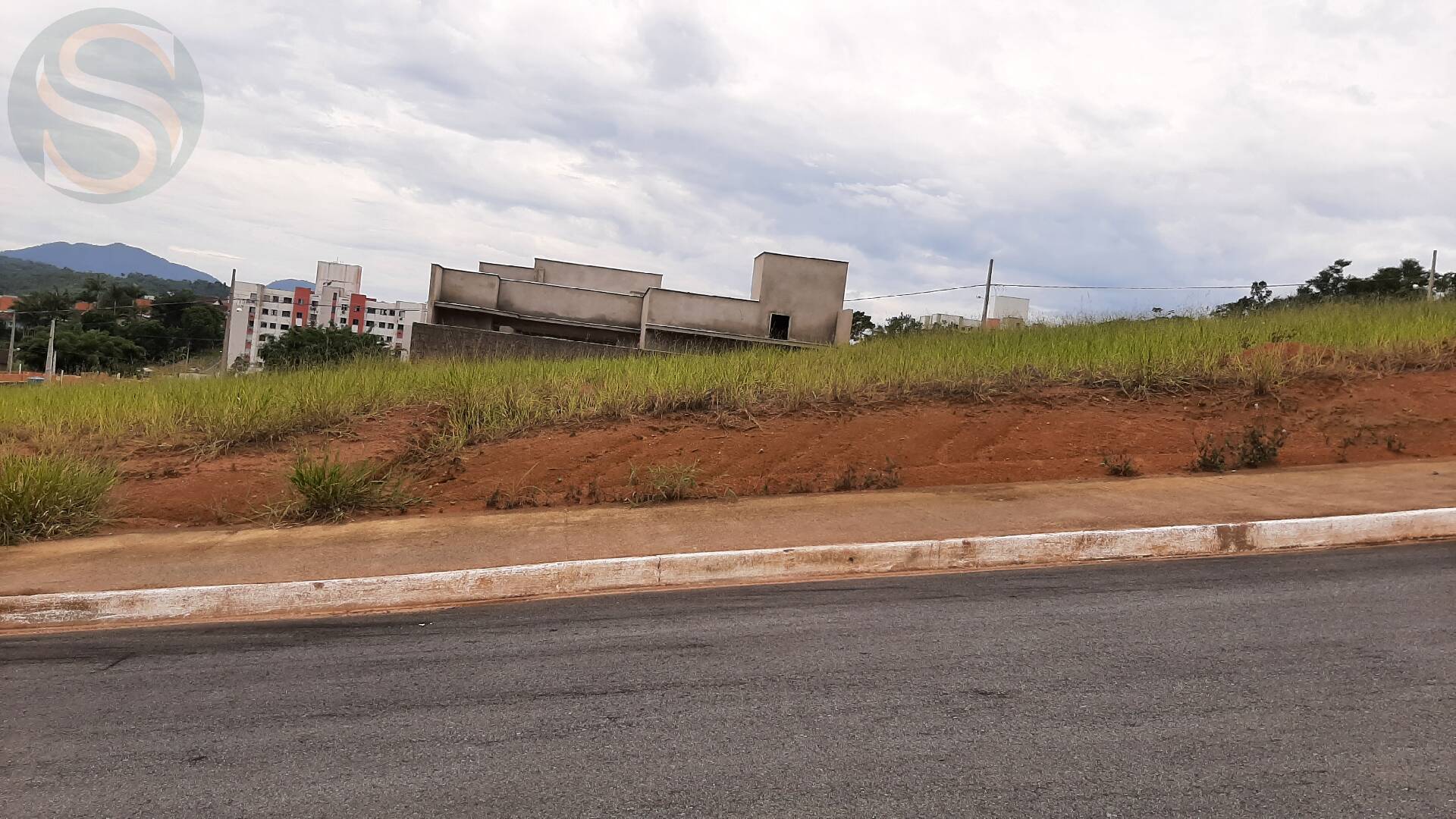 Terreno à venda - Foto 1