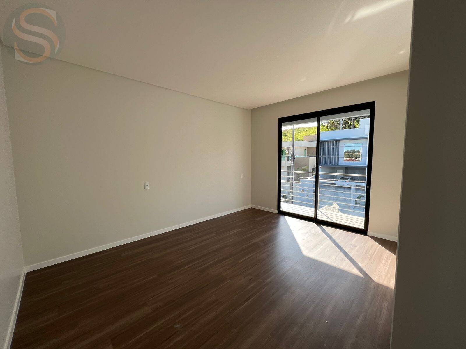 Casa à venda com 3 quartos, 192m² - Foto 11