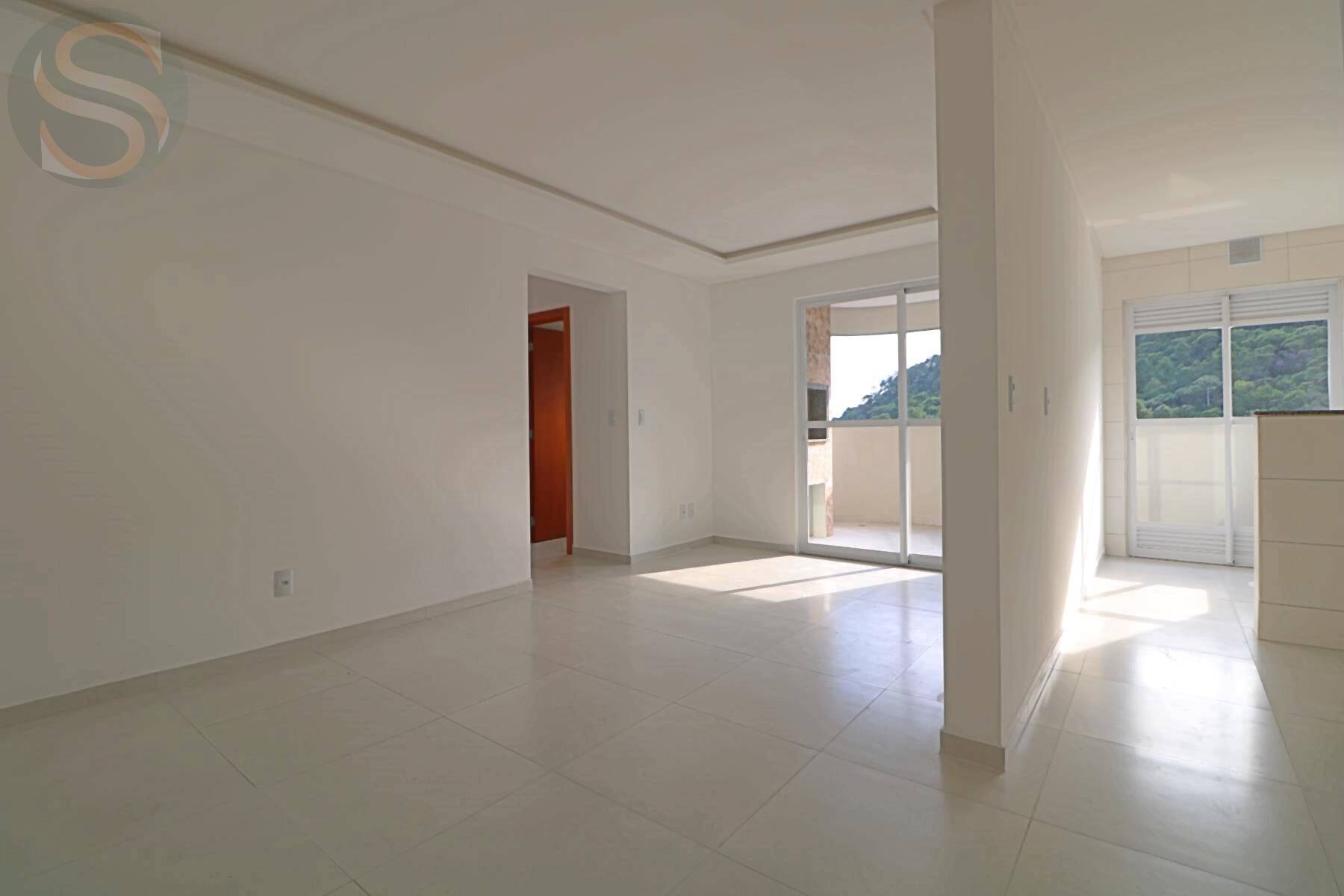 Apartamento à venda com 3 quartos, 84m² - Foto 2