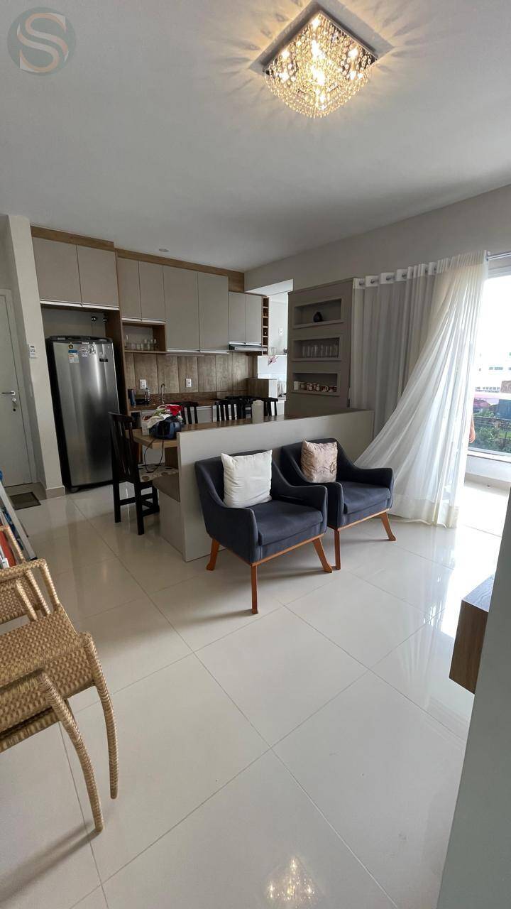 Apartamento à venda com 3 quartos, 91m² - Foto 3